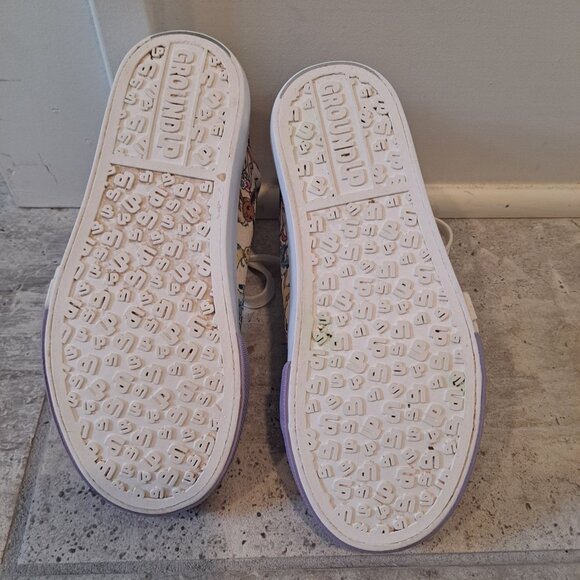 Pokemone Eevee evolution sneakers - Picture 3 of 5